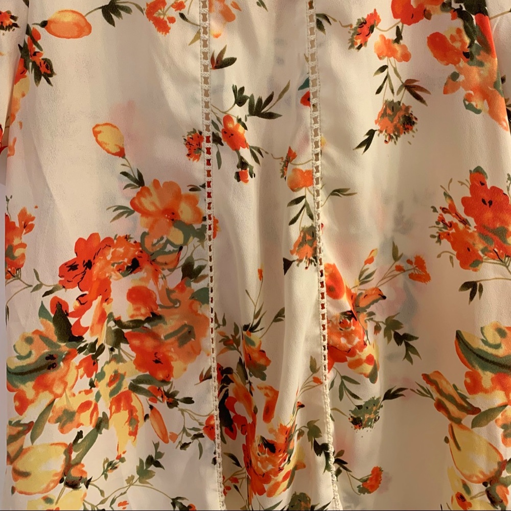 SIENNA SKY • Coral Floral Short Sleeve Blouse - Picture 3 of 8